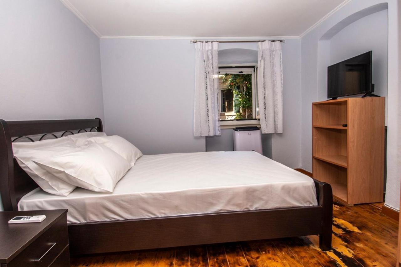 Polixenis House Appartement Corfu  Buitenkant foto